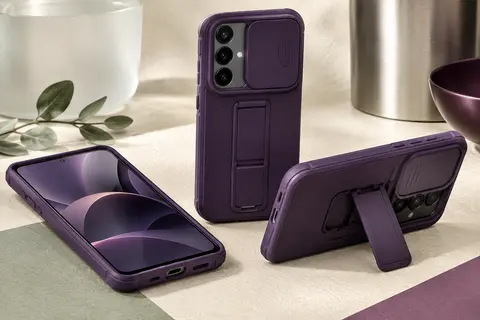 Coque renforcée violette avec cache caméra coulissant et support intégré, montée sur un smartphone sans marque.